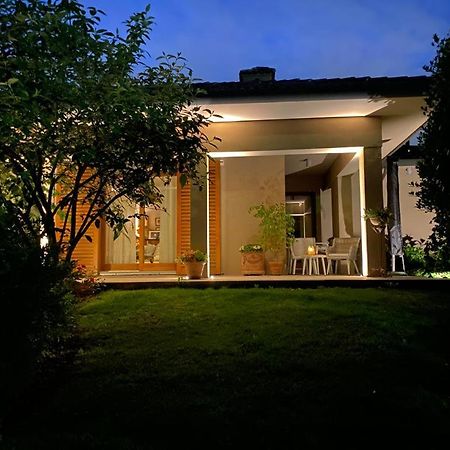 B&B La Casa di Angela Cusago Bagian luar foto