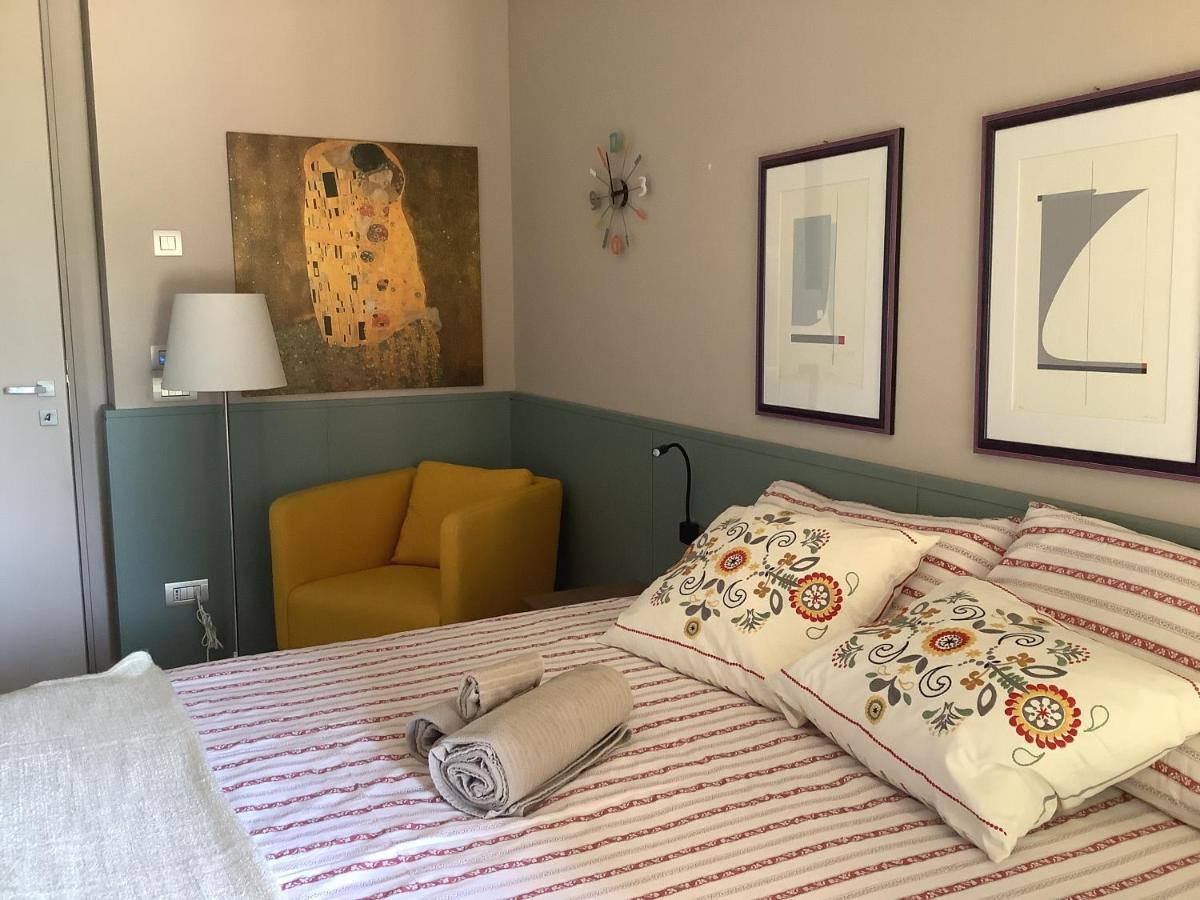 B&B La Casa di Angela Cusago Bagian luar foto